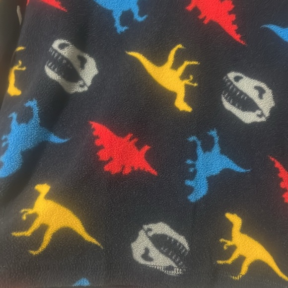 The children’s place toddler boy 5T navy fleece dino 1/4 zip pullover, like new - Picture 3 of 4